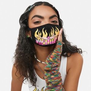 🎉Host Pick🎉 NWT Rare! Black Delia’s Colorful Flame Face Mask
